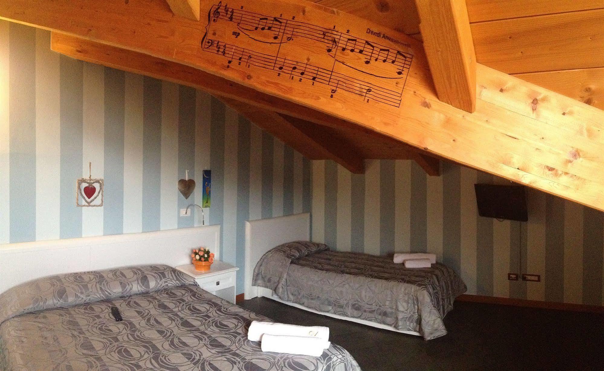 Guest house Romantica 2*